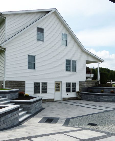 patio-retaining-wall